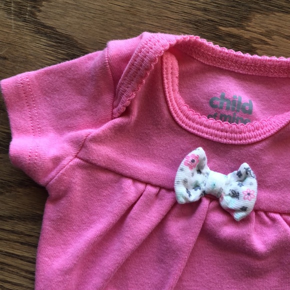 Child of Mine Newborn Onesie, 5 Piece Bundle - Picture 3 of 11